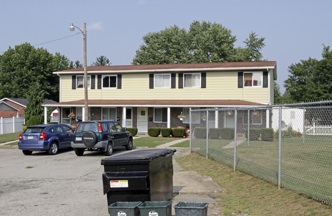 301 Roy St in Belle Vernon, PA - Foto de edificio - Building Photo