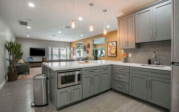 Redlands Park Apartments in Redlands, CA - Building Photo - Building Photo