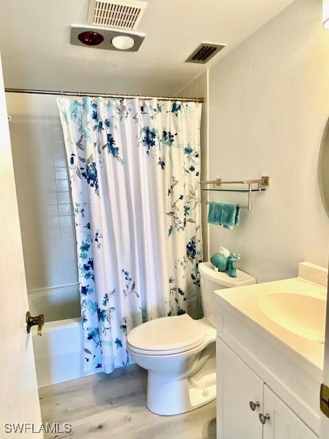 property at 4405 Foremast Ct