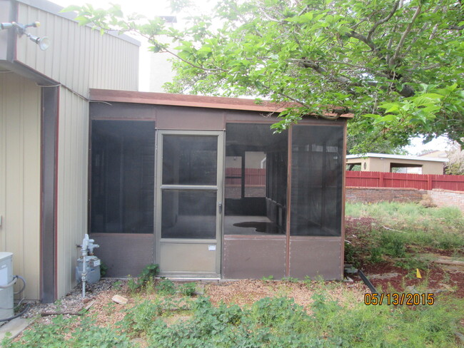 2910 Broadmoor Blvd in Rio Rancho, NM - Building Photo - Building Photo