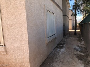 3972 Danny Melamed Ave in Las Vegas, NV - Building Photo - Building Photo