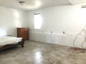 1402 High St, Unit B in Alameda, CA - Foto de edificio - Building Photo