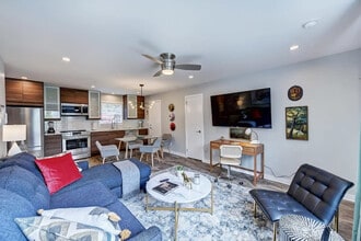 510 Queens Rd in Charlotte, NC - Foto de edificio - Building Photo