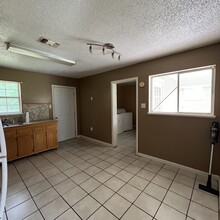 107 Magnolia St in New Llano, LA - Building Photo - Building Photo