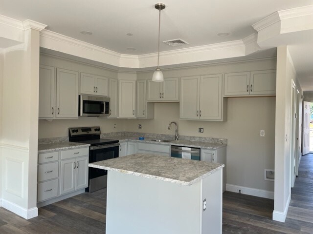 42 Whittemore Rd in Pembroke, NH - Foto de edificio
