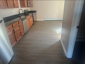 609 Clement St in Mechanicville, NY - Building Photo - Building Photo