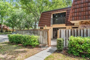 2710 4th Ct in Palm Harbor, FL - Building Photo