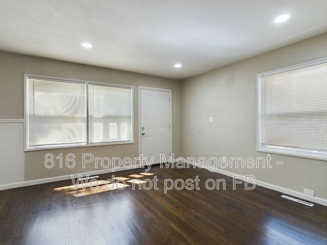 4535 Lister Ave in Kansas City, MO - Building Photo - Building Photo