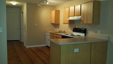 Peyton Park Apartments in Lebanon, TN - Foto de edificio - Building Photo