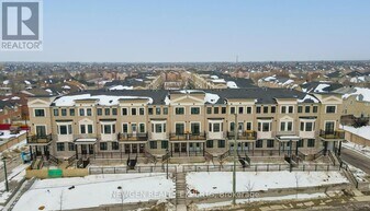 4320 Ebenezer Rd in Brampton, ON - Building Photo