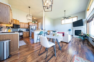 18904 Inca Ave in Lakeville, MN - Building Photo - Building Photo