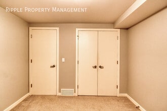 310-345 45 Ave SW in Calgary, AB - Building Photo - Building Photo
