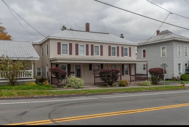 11 N Main St in Adams, NY - Building Photo - Building Photo