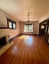 1625 3rd Ave W in Seattle, WA - Building Photo - Building Photo