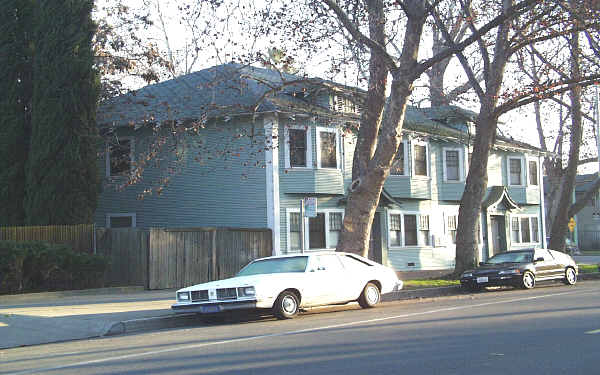 729 E St in Sacramento, CA - Foto de edificio - Building Photo