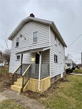 767 Roscoe Ave in Akron, OH - Building Photo - Building Photo