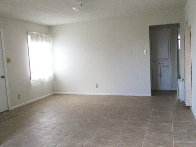 500 W Vananda Ave in Ajo, AZ - Foto de edificio - Building Photo