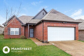 10055 Woodlee Cove in Cordova, TN - Building Photo - Building Photo
