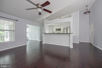 84 Eldon Way in Evesham, NJ - Building Photo - Building Photo