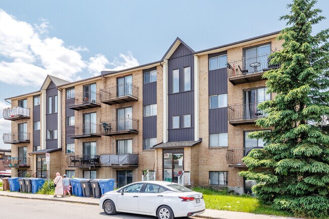 1250 Antonio Rue in Laval, QC - Building Photo - Building Photo