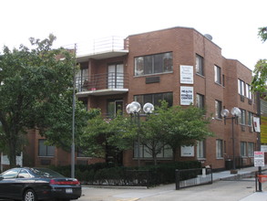 119-40 Metropolitan Ave in Kew Gardens, NY - Building Photo - Building Photo