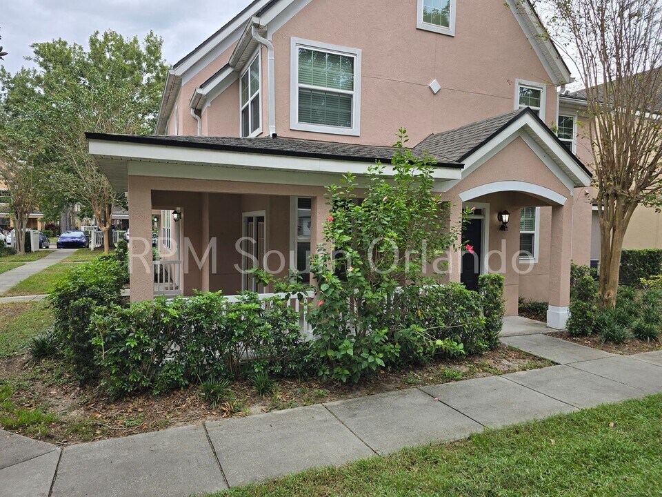 3392 Westchester Square Blvd in Orlando, FL - Building Photo