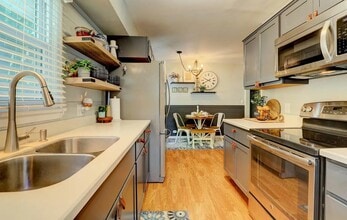 1441 Lewison Ave NE in Grand Rapids, MI - Building Photo - Building Photo