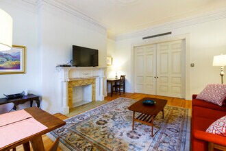 387 Commonwealth Ave, Unit 1 in Boston, MA - Foto de edificio - Building Photo