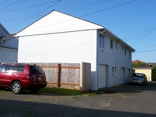 111 W 4th St in Aberdeen, WA - Foto de edificio - Building Photo