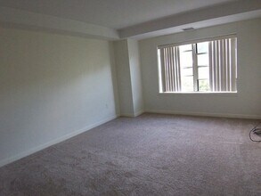 1 Watermill Pl in Arlington, MA - Building Photo - Building Photo