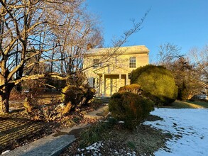 209 Wharton St SE in Blacksburg, VA - Foto de edificio - Building Photo