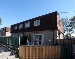 1894 Sheppard Ave W in Toronto, ON - Building Photo