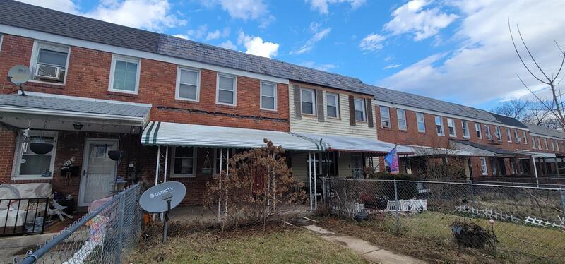 4933 Edgemere Ave in Baltimore, MD - Building Photo