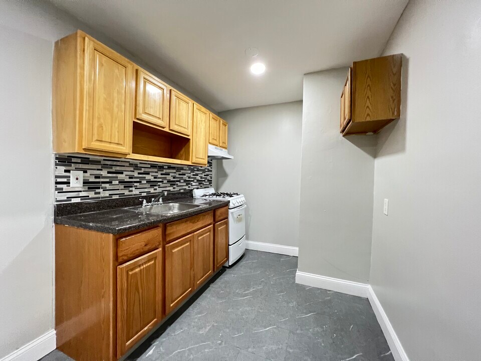 399 Stuyvesant Ave, Unit 15 Photo