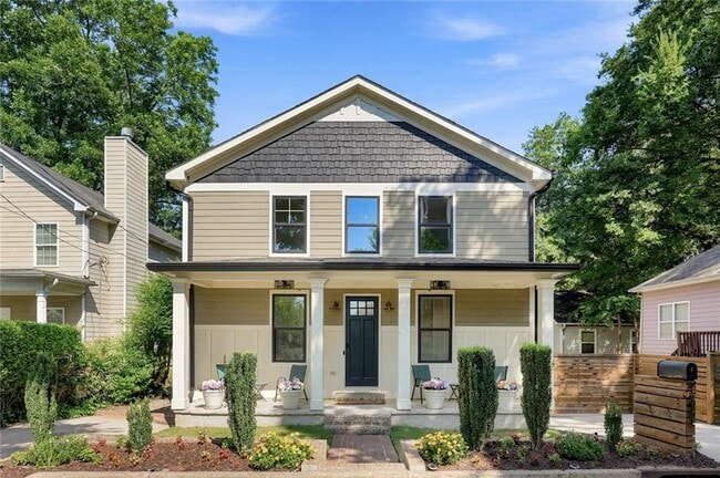 property at 1261 Martin St SE