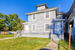 622 N Mulberry St in Muncie, IN - Building Photo