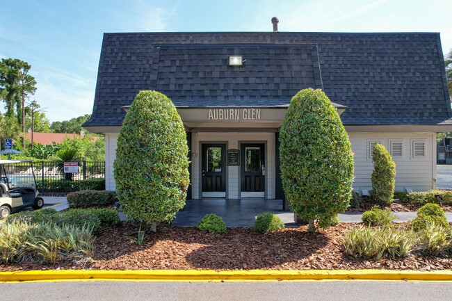 Auburn Glen Apartments in Jacksonville, FL - Building Photo - Building Photo