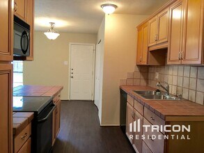 17602 Poppy Trails Ln in Houston, TX - Building Photo - Building Photo