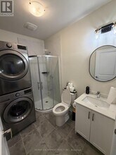 460 Provident Wy in Hamilton, ON - Building Photo - Building Photo