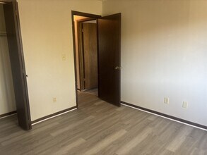 1520 Oak Ridge Ln SE in Cedar Rapids, IA - Building Photo - Building Photo