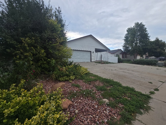 property at 1601 N 4th St