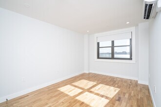 1210 Columbia Rd, Unit Columbia Rd in Boston, MA - Building Photo - Building Photo