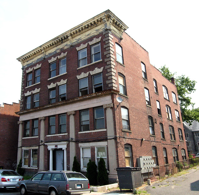 15 State St in Waterbury, CT - Building Photo - Building Photo