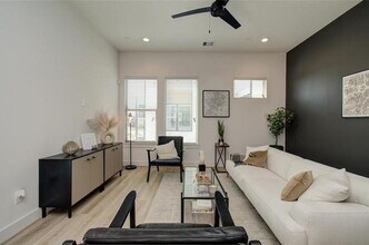 2309 Eagle St in Houston, TX - Building Photo - Building Photo