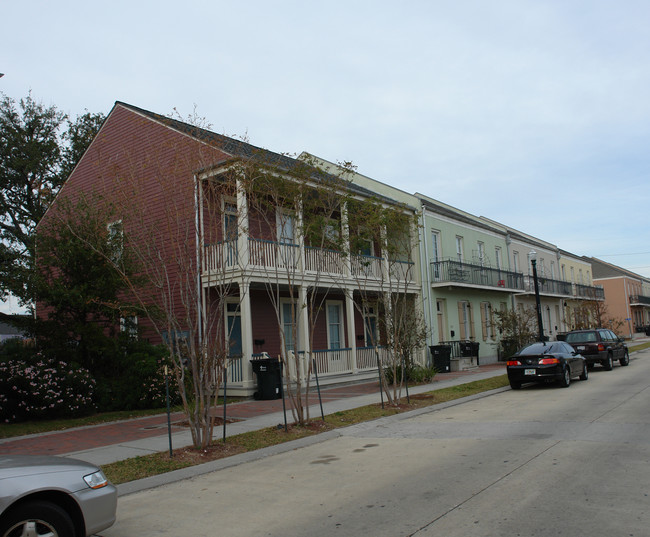 1901-1923 Laurel St Park in New Orleans, LA - Foto de edificio - Building Photo