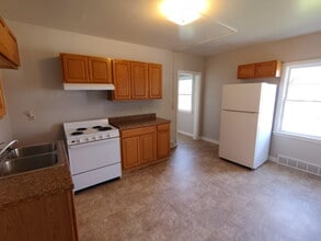 330 N 11th St in New Castle, IN - Building Photo - Building Photo