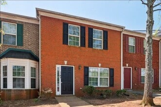 7712 Autry Cir in Douglasville, GA - Building Photo - Building Photo