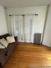 1675 Beacon St in Brookline, MA - Building Photo - Building Photo