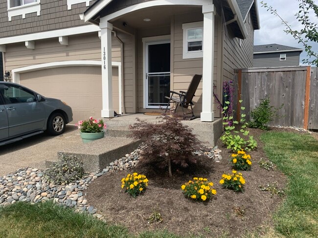 property at 13016 NE 115th St