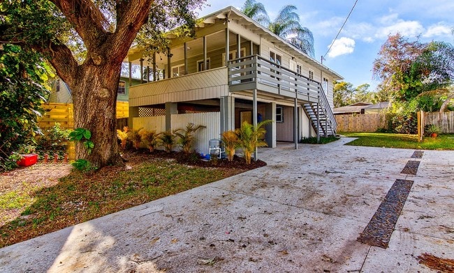 4464 Bliss Rd in Sarasota, FL - Foto de edificio - Building Photo